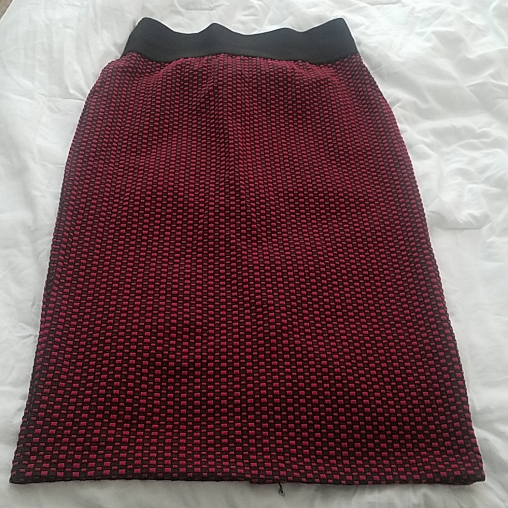 NY & Co Black and Red Pencil Skirt